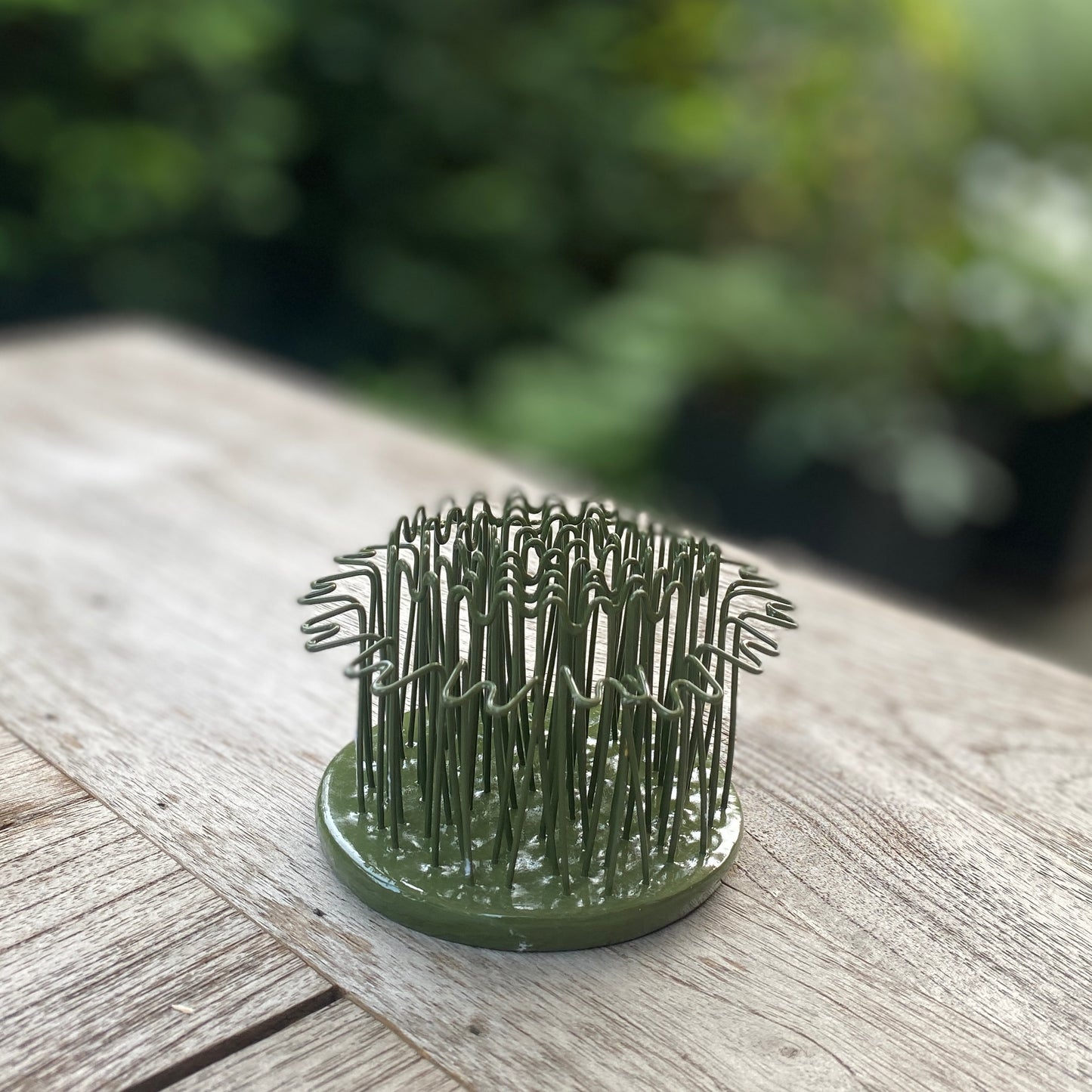 Round Hairpin Flower Holder