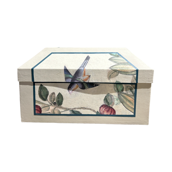 Antoinette Poisson Medium Wedding Box No.70A "Canton Cream"