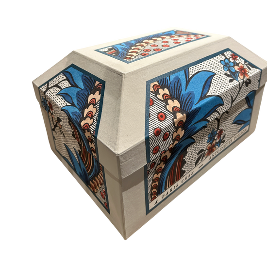 Antoinette Poisson Medium Wedding Box No.72A "Torrent"