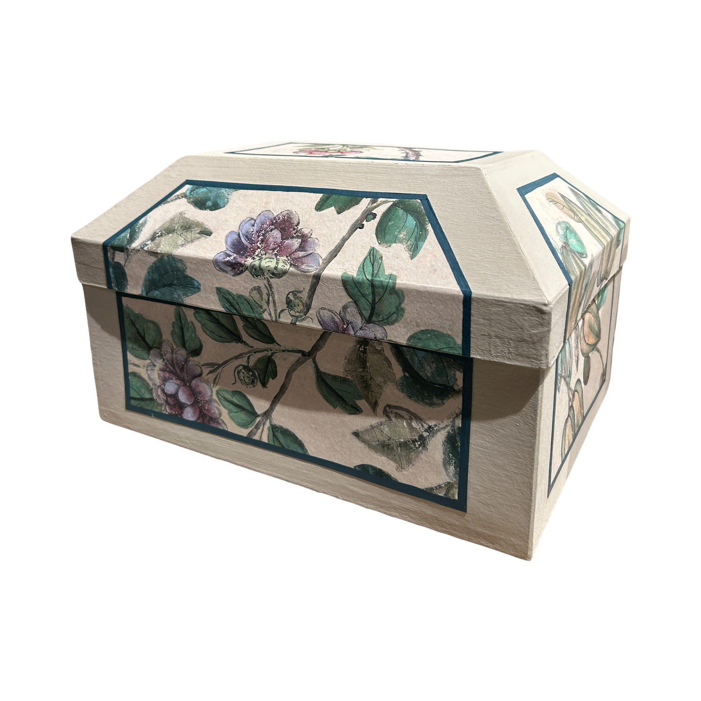 Antoinette Poisson Medium Wedding Box No.70A "Canton Cream"