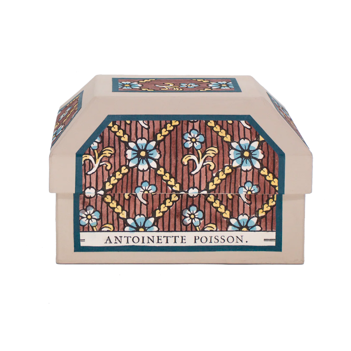 Antoinette Poisson Small Wedding Box No.103A “Coeur Garance”