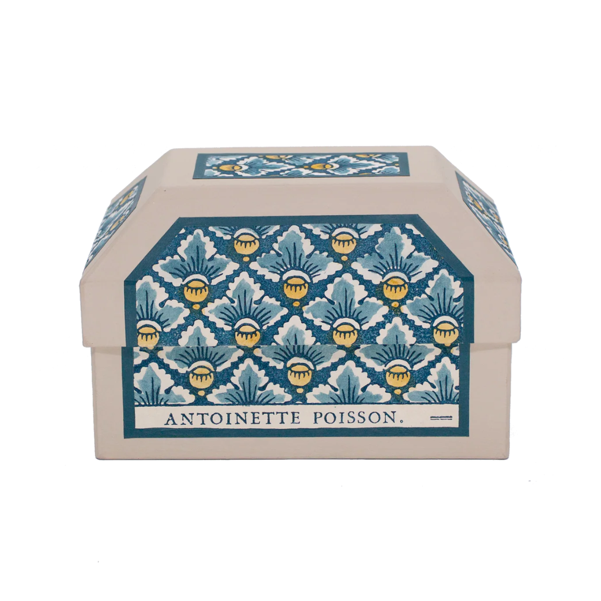 Antoinette Poisson Small Wedding Box No.105A “Noisettes”